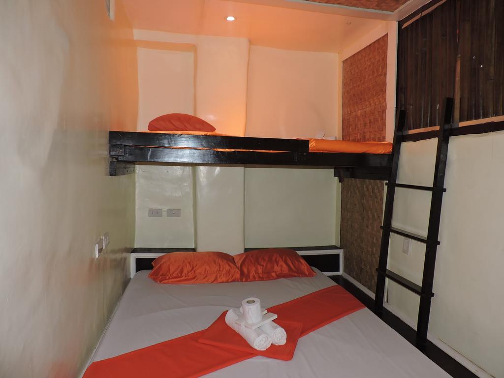 Orange Mangrove Pension House By Sms Hospitality Puerto Princesa Room photo