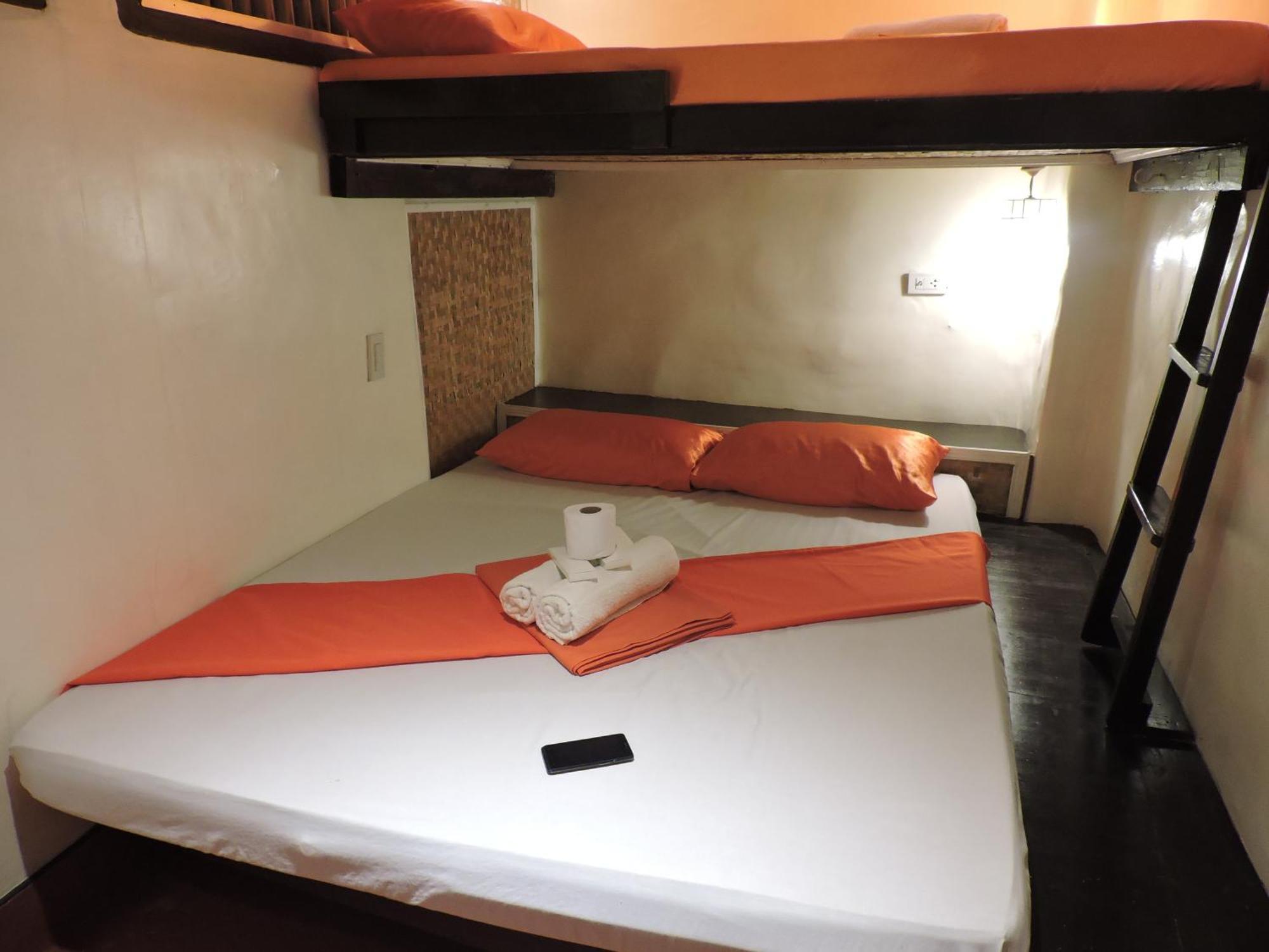 Orange Mangrove Pension House By Sms Hospitality Puerto Princesa Room photo