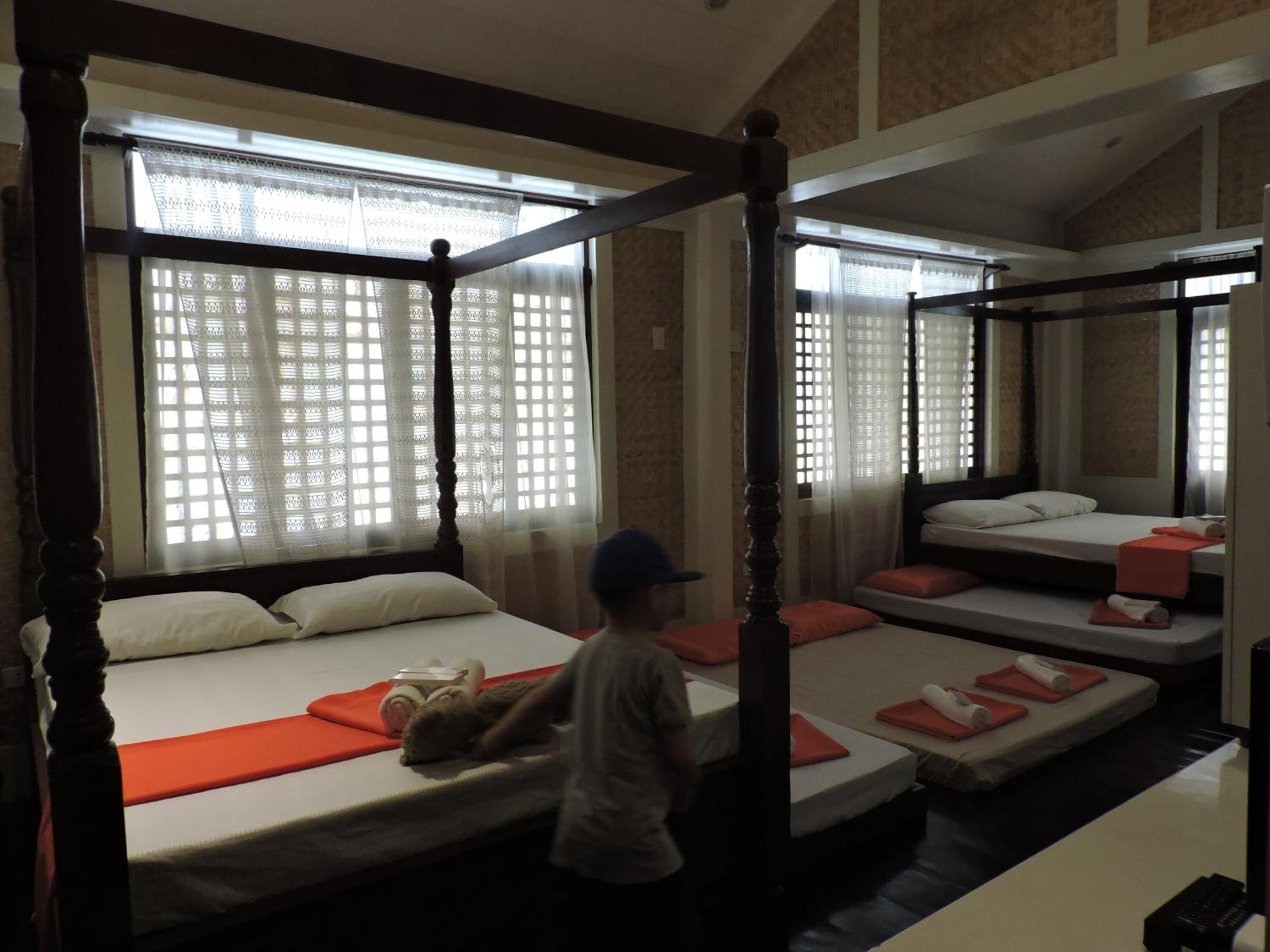 Orange Mangrove Pension House By Sms Hospitality Puerto Princesa Room photo