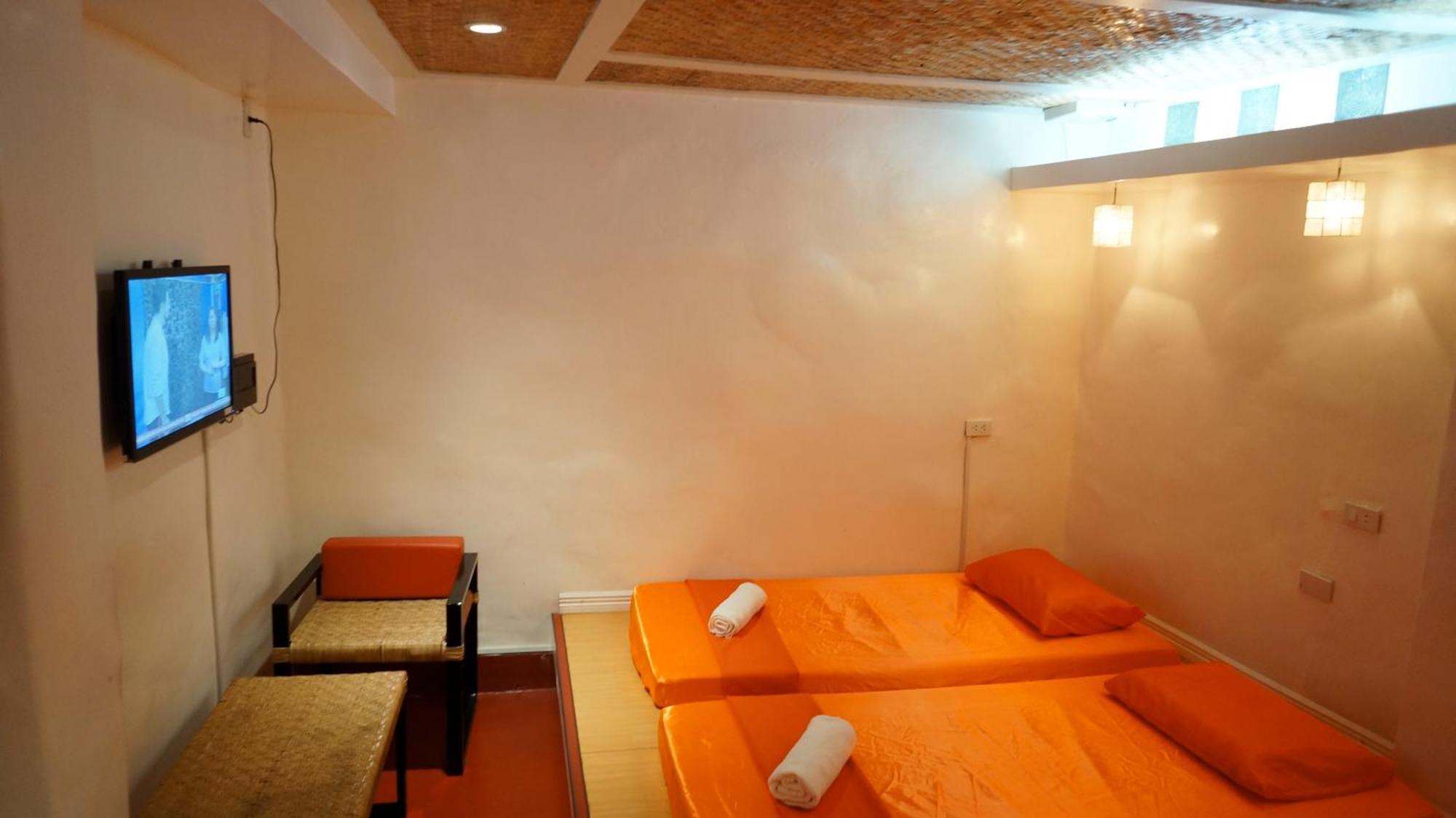 Orange Mangrove Pension House By Sms Hospitality Puerto Princesa Room photo